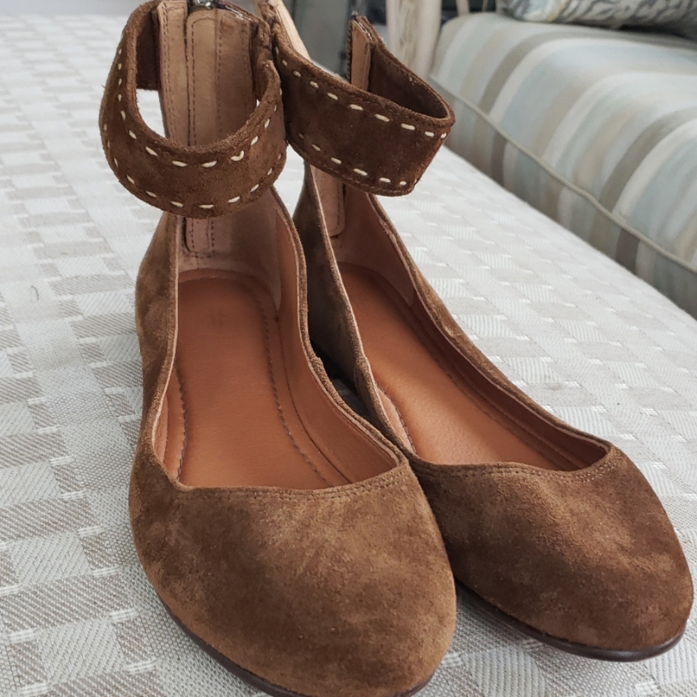 Frye Carson ankle strap